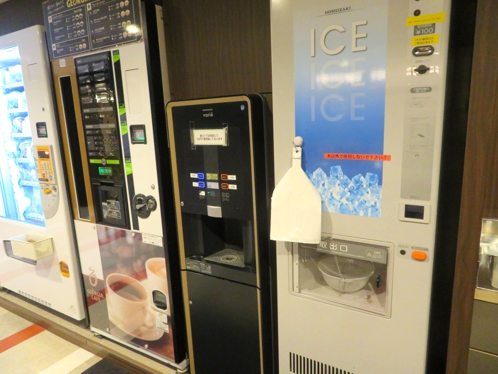 宮崎カーフェリーの製氷機